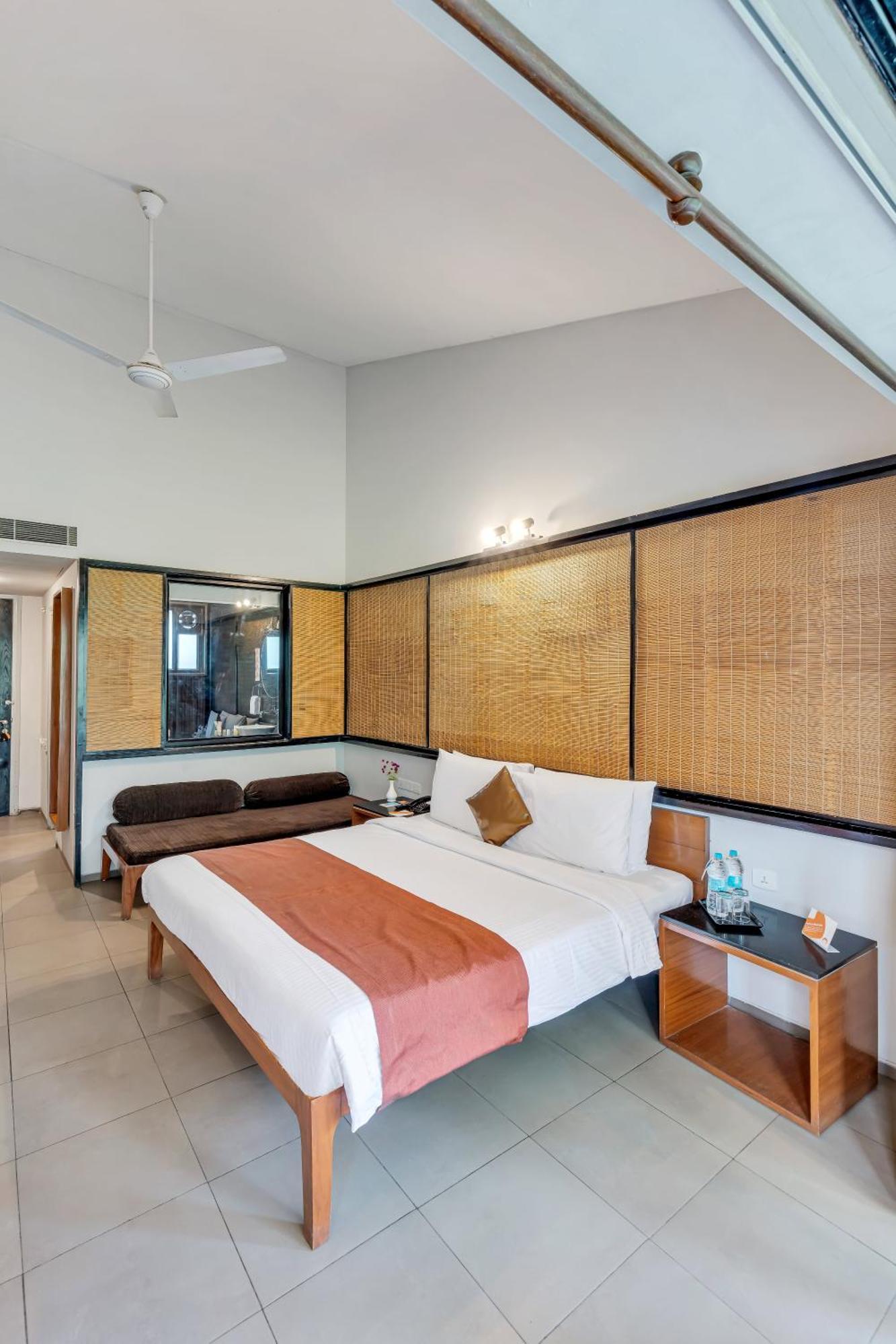 Отель Club Mahindra Corbett Dhikuli Экстерьер фото