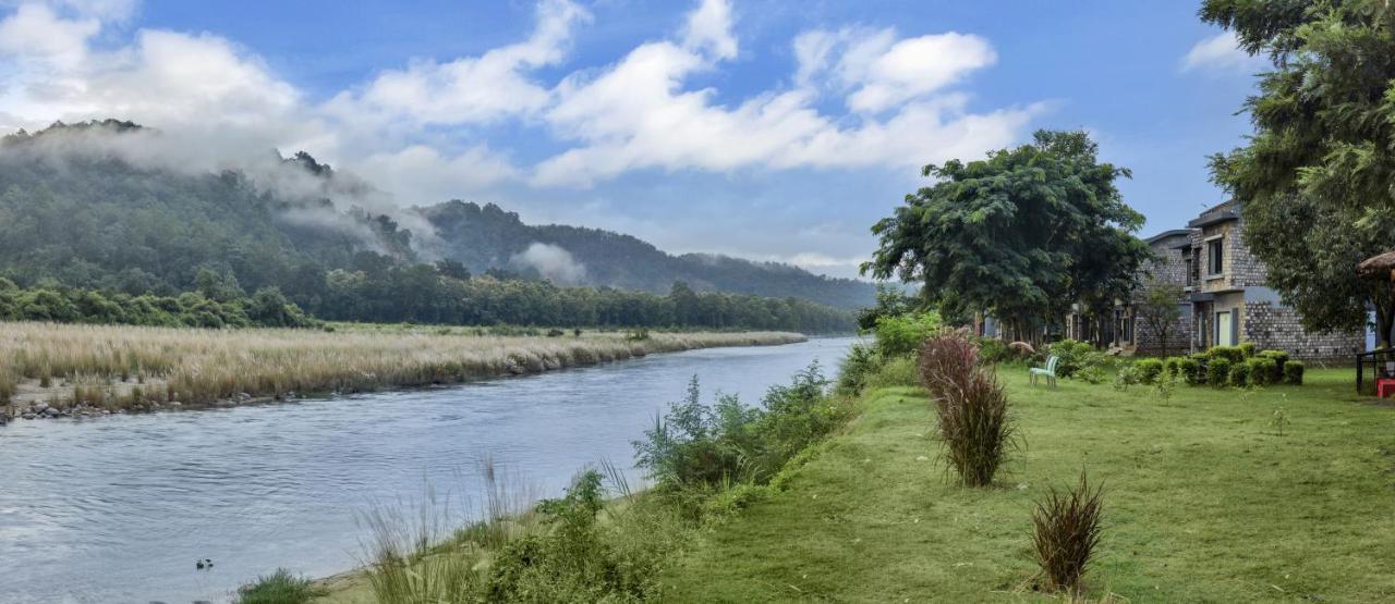 Отель Club Mahindra Corbett Dhikuli Экстерьер фото