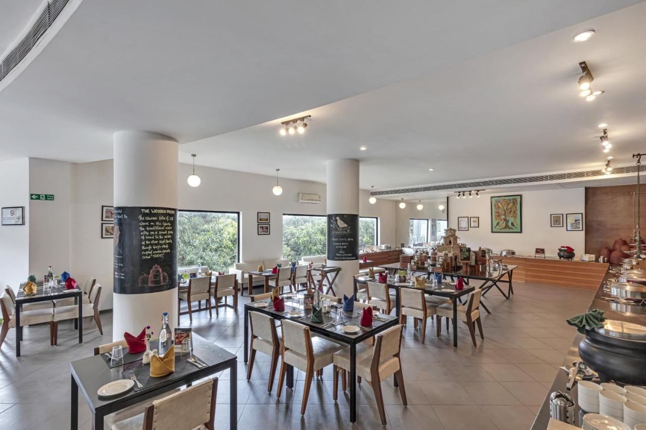 Отель Club Mahindra Corbett Dhikuli Экстерьер фото