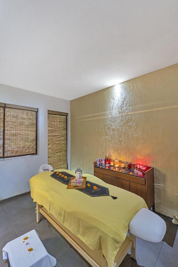Отель Club Mahindra Corbett Dhikuli Экстерьер фото