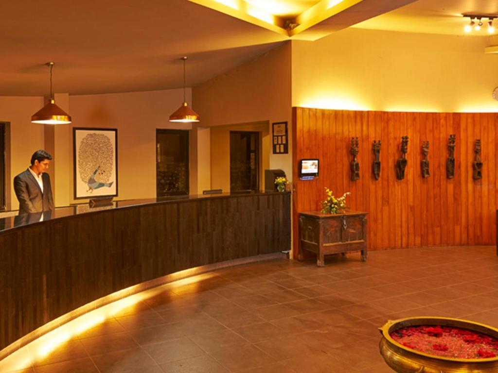 Отель Club Mahindra Corbett Dhikuli Экстерьер фото