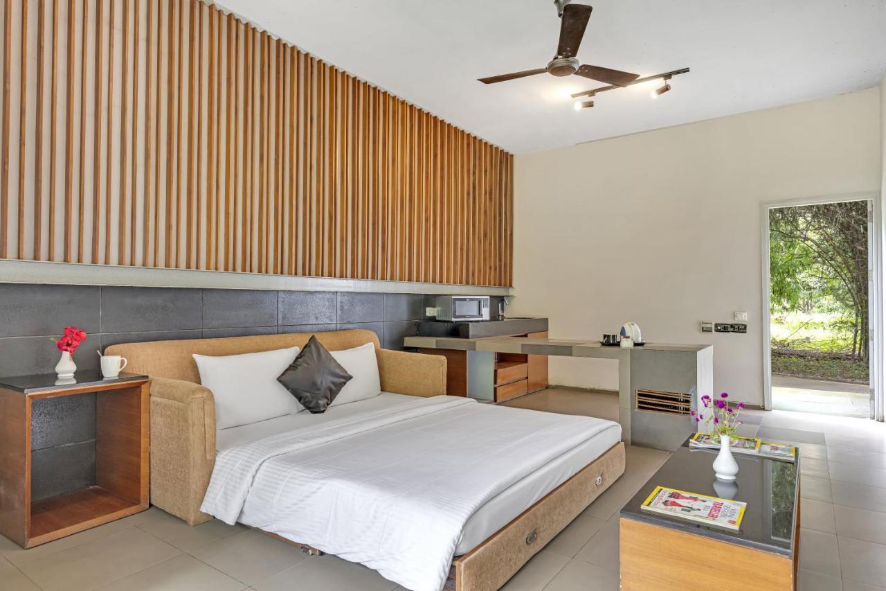 Отель Club Mahindra Corbett Dhikuli Экстерьер фото