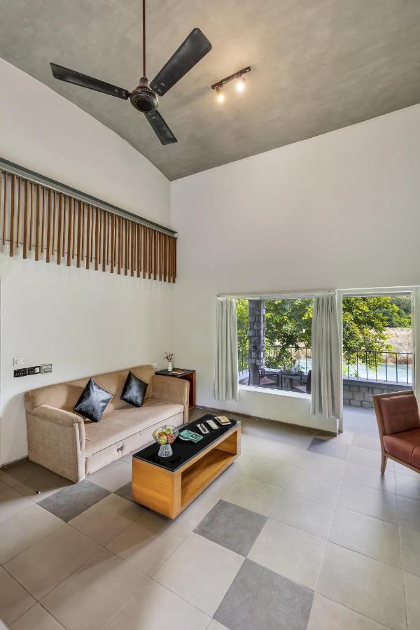 Отель Club Mahindra Corbett Dhikuli Экстерьер фото